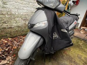 ② PEUGEOT TWEET 125