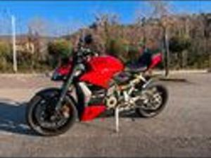 DUCATI STREETFIGHTER V2 2023