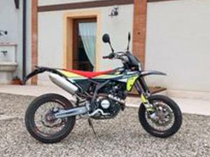 FANTIC MOTARD 125 - 2021