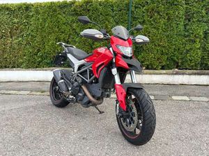 HYPERSTRADA