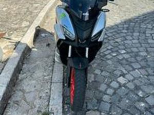 APRILIA SR GT 125 SPORT ABS