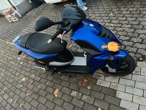 PIAGGIO NRG 50 CCM 25ER&50ER PAPIERE MUSS DRINGEND WEG !!