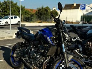 YAMAHA MT-07