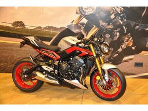 TRIUMPH STREET TRIPLE RX