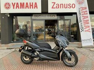 YAMAHA X-MAX 300 TECH