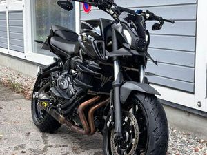 YAMAHA MT 07