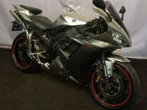 YAMAHA R1 2003 VEI PISTE