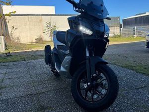 APRILIA SR GT 125 CC 2025