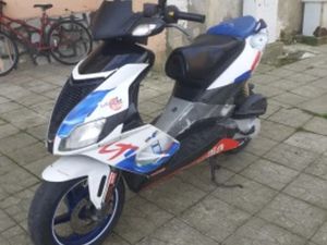 APRILIA SR