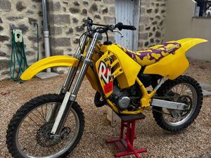 À VENDRE – SUZUKI RM 125 – 1991 – 1900