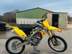 SUZUKI 250RMZ
