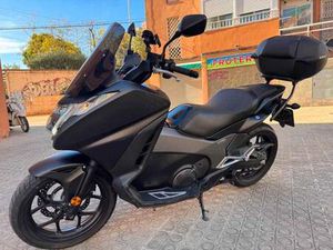 HONDA - INTEGRA 750 CC