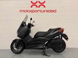 YAMAHA - XMAX 300