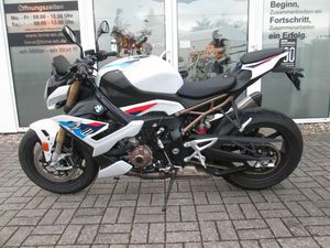 BMW S 1000 R / M PAKET / AKRAPOVIC