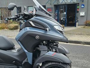 YAMAHA TRICITY 300 * MY 25 * AKTION