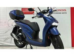 VENDO HONDA SH 150I (2024 - 25) USATA A PARETE (CODICE 9886793) - MOTO.IT