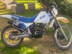 SUZUKI 125 DR