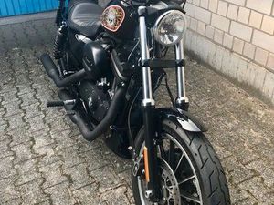 HARLEY-DAVIDSON SPORTSTER 1200