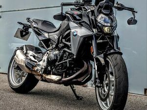 BMW F900R