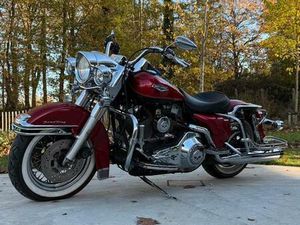 ② HARLEY-DAVIDSON ROADKING