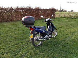 125 SUZUKI MOTO ADRESS