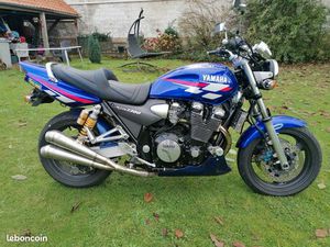 YAMAHA 1300 XJR