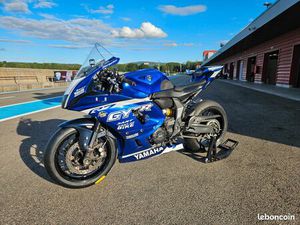 YAMAHA R7 PISTE TYPE R7 CUP - PARFAIT ÉTAT, PACK COMPLET PRÊTE À ROULER