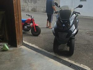 MOTO PIAGGIO 125 MP3