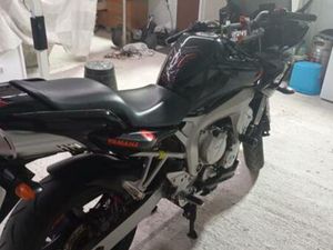 YAMAHA - FZ6