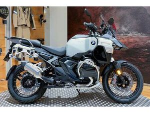 BMW R 1300 GSA |MOTORRAD STHLM EDITION| SIDOVÄSKOR PÅ KÖPET