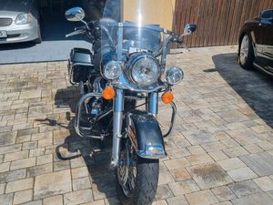 HARLEY-DAVIDSON ROADKING