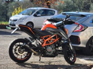 KTM DUKE 390
