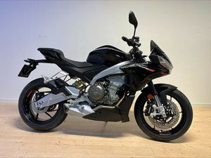 APRILIA TUONO 660 FACTORY SUPER DEAL !