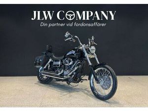 HARLEY-DAVIDSON FXDWG | VANCE & HINES | VÄSKOR | SISSYBAR