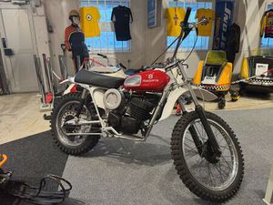 HUSQVARNA 250 CR MAG
