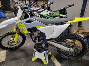 HUSQVARNA FC 250