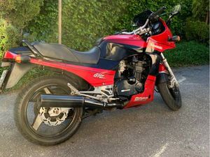 KAWASAKI GPZ900R