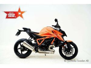 KTM 1390 SUPER DUKE R EVO 2025 *HEMLEVERANS*