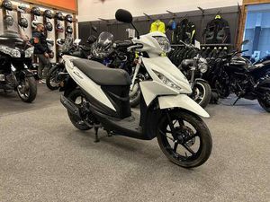 SUZUKI UK110 ADDRESS ( MELLANDAGSREA )