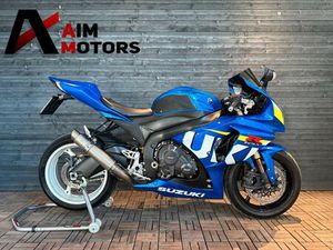 SUZUKI CYCLES GSX-R 1000 K9 HELSYSTEM SV-SÅLD TOPPSKICK