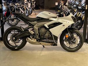 TRIUMPH MOTORCYCLES DAYTONA 660 #SUPERDEAL#