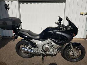 YAMAHA TDM 850, 2001, INKL. TOPPBOX