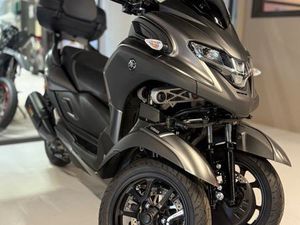 YAMAHA TRICITY 300 *B KORT*