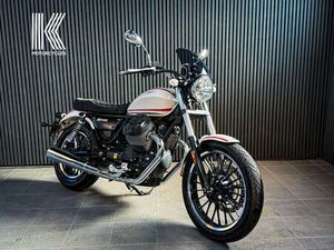 MOTO GUZZI V9 ROAMER