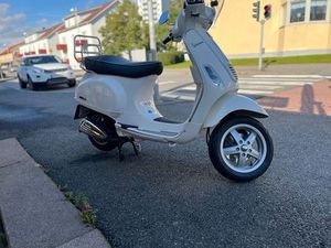 VESPA 125S LÄTT MOTORCYKEL