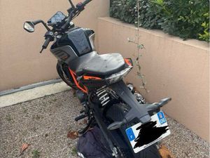 KTM DUKE 125