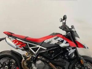 VENDO DUCATI HYPERMOTARD 950 RVE (2022 - 25) USATA A CORNEGLIANO LAUDENSE (CODICE 9886933) - MOTO.IT