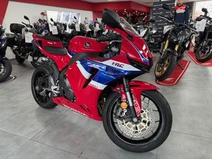 HONDA CBR 600 RR 2024 600 CM3 | MOTO SPORTIVE | 2 000 KM | ROUGE | 87220 FEYTIAT