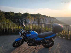 KAWASAKI ER5 COMPLETE POUR PIÈCE