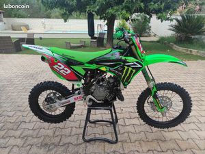 KAWASAKI KX 85 ( PETITES ROUES)